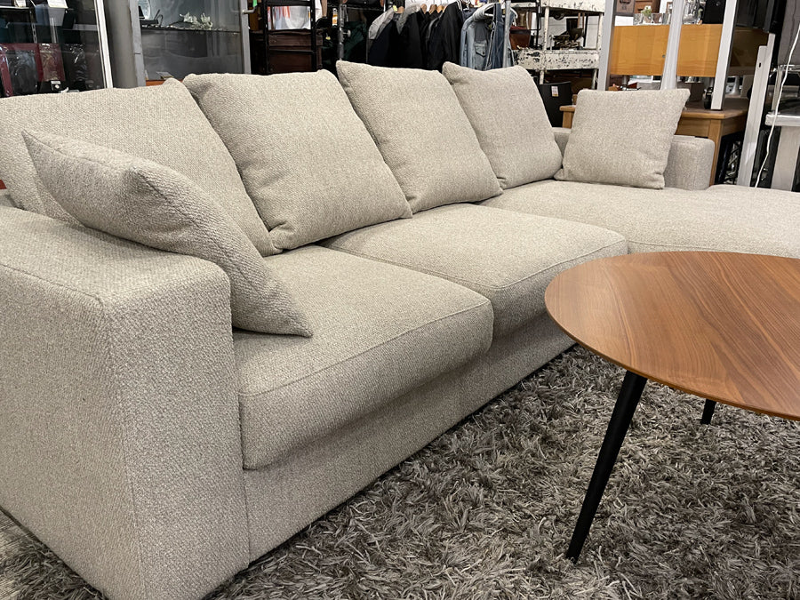 ボーコンセプト Bo Concept セノーバ Cenova カウチソファ ～見た目を