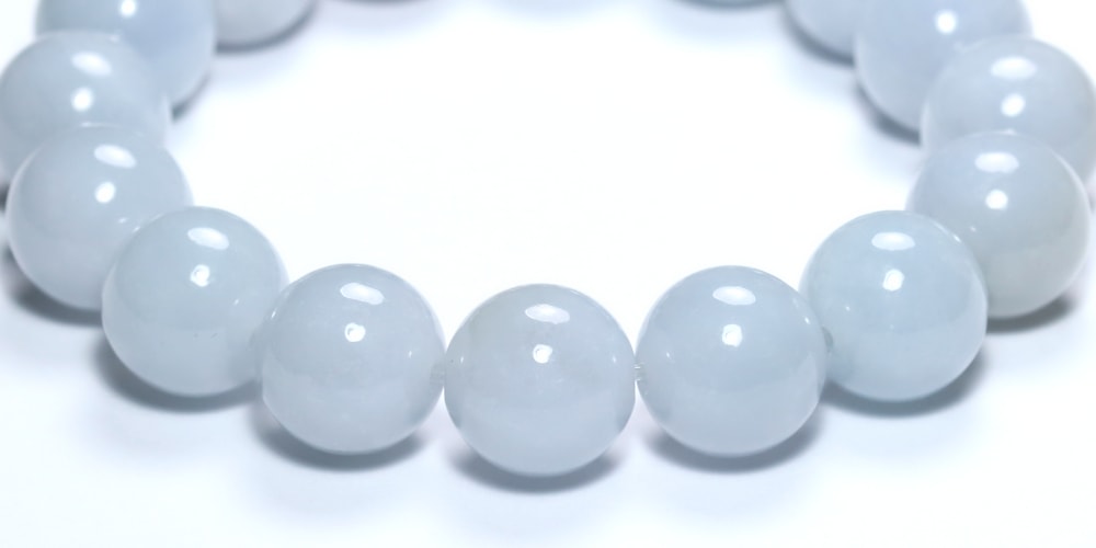 高品質]ミャンマー産天然ラベンダー翡翠ブレスレット（約13mm玉