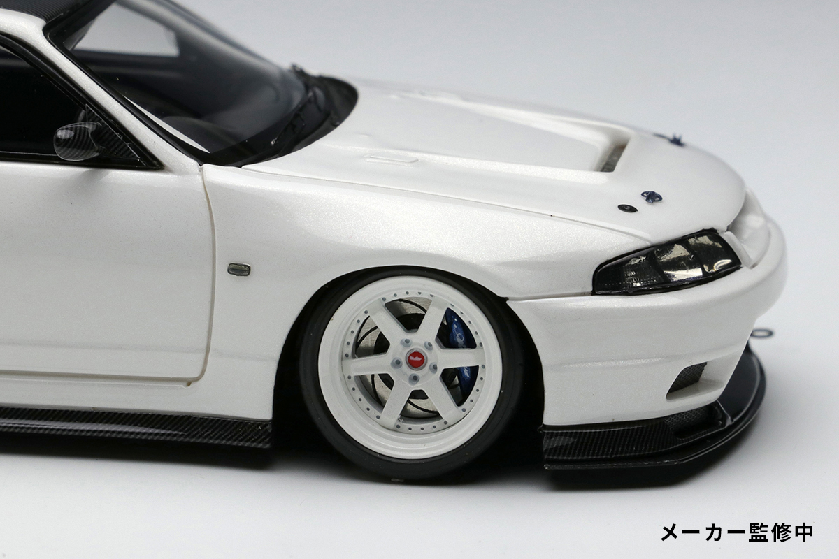 Make Up Co., Ltd / Eidolon 1:43 Nissan Skyline Garage Active