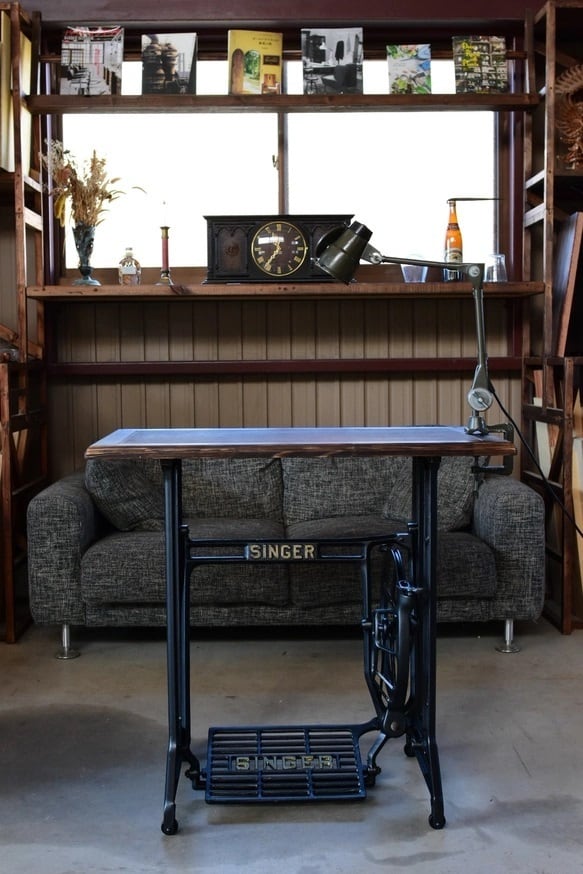 SINGERストレート脚 アンティーク ミシンテーブル 四方枠天板 80cm