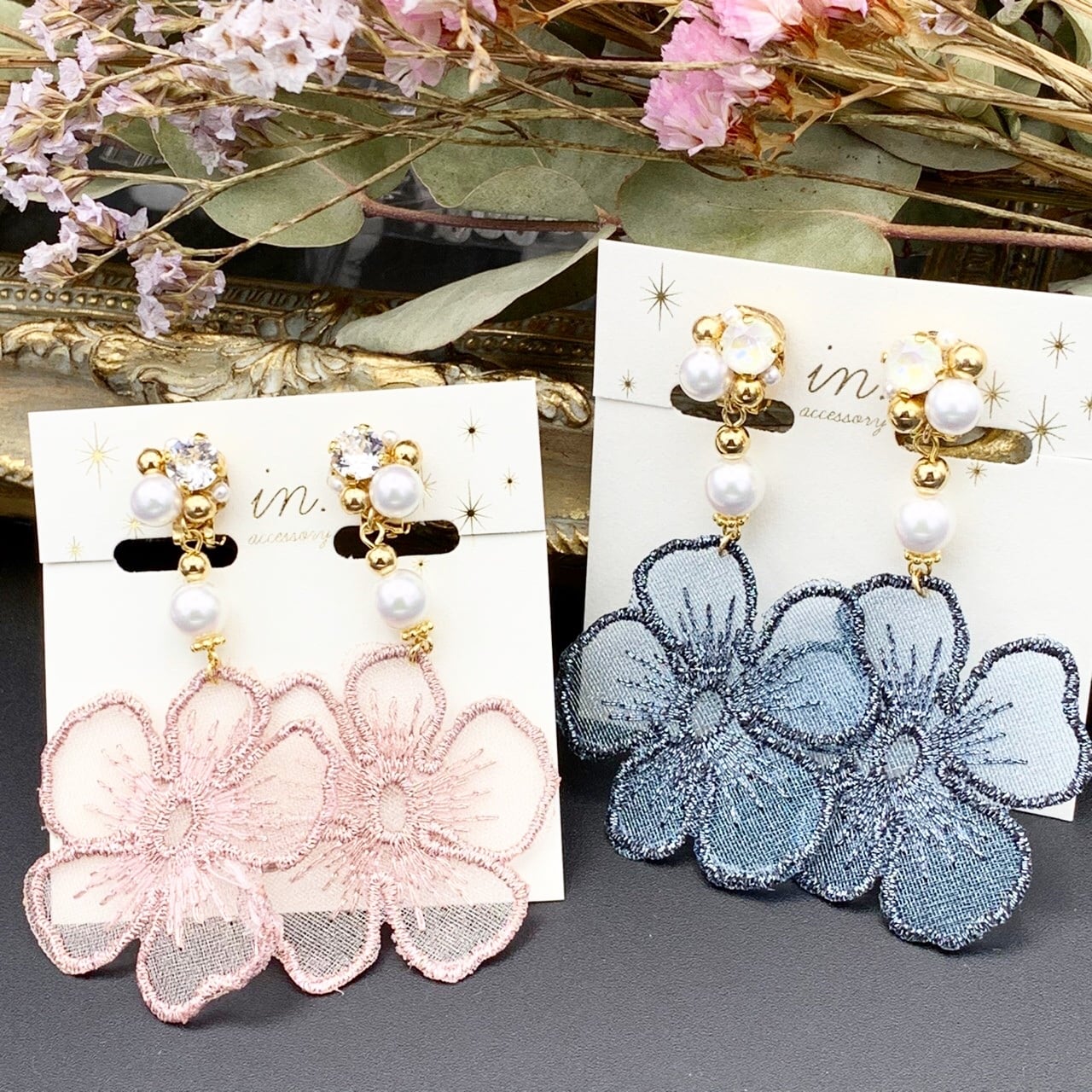 キラキラレースフラワーピアス／イヤリング | CARA handmade