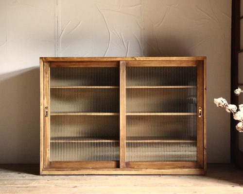 W120モールガラスの引き戸棚（引き出し無し）食器棚。サイズオーダー