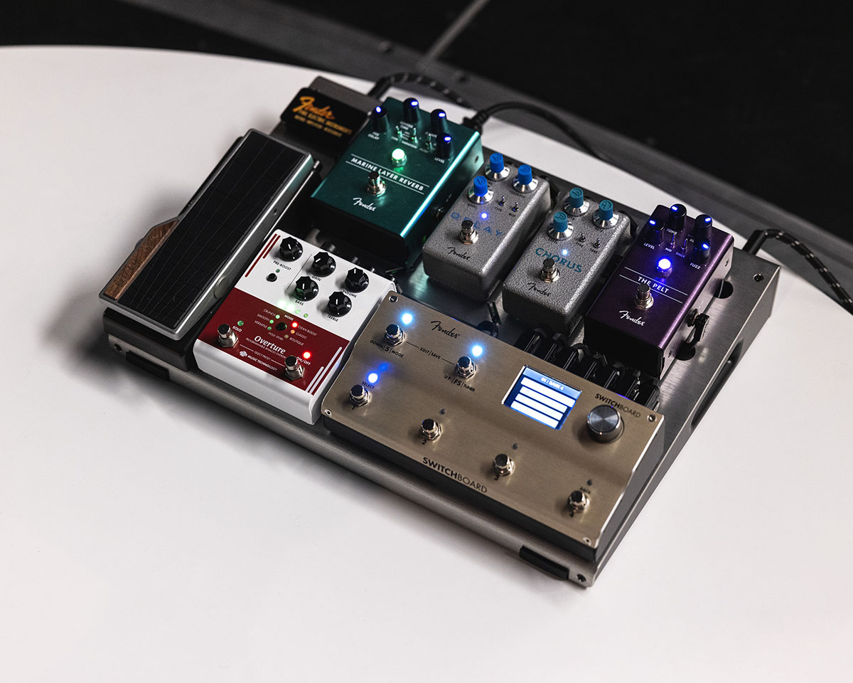 フェンダーより、5つのループと強力なプロセッサーを搭載した