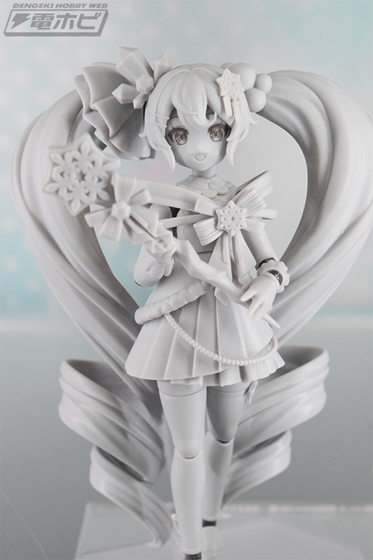 初音ミク マジカルミライ 2015Ver.」が初展示！激レアなカップヌードル