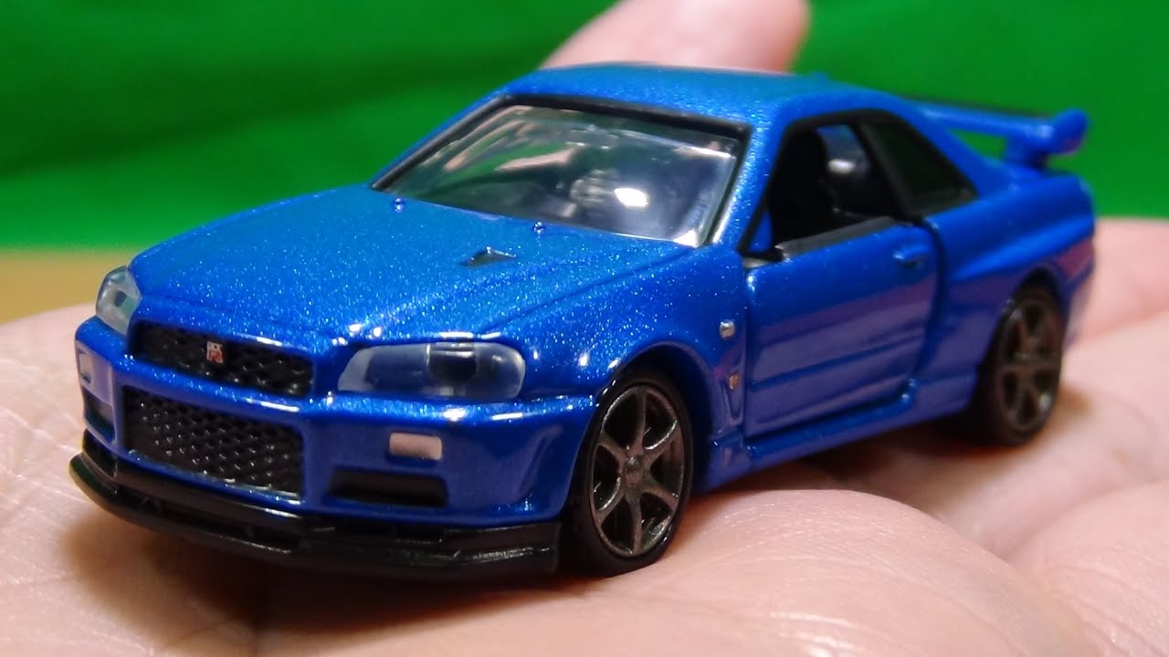 トミカプレミアム 11 日産 スカイライン GT-R V-SPEC2 Nur - YouTube
