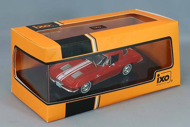 イクソ 1/43 シボレー コルベット スティングレー 1963 レッド/ホワイト