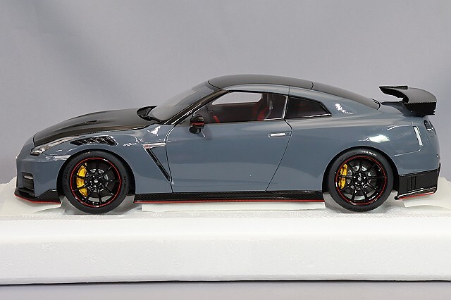 箱傷みセール 】オートアート コンポジット 1/18 日産 GT-R (R35