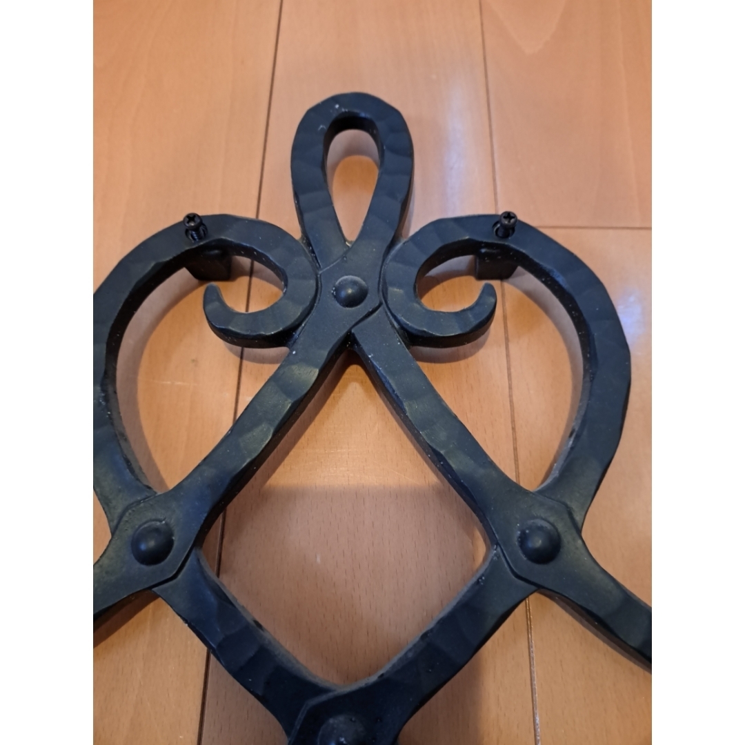 LIXIL - LIXIL 玄関ドア アイアン製装飾フック ブラックの通販 by