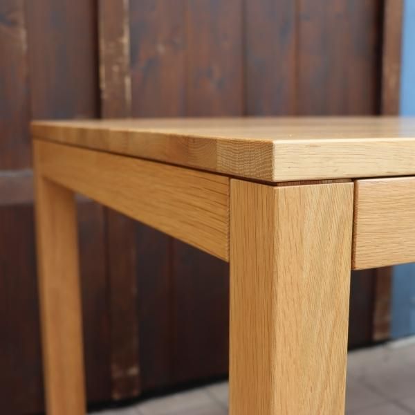 無印良品(MUJI)の人気のオーク材無垢材ダイニングテーブル 引出付き