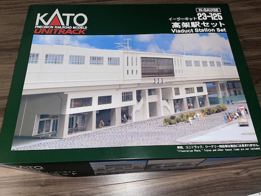 KATO 高架駅 まとめ レイアウト〜KATO 高架駅をTomixレイアウトで活用