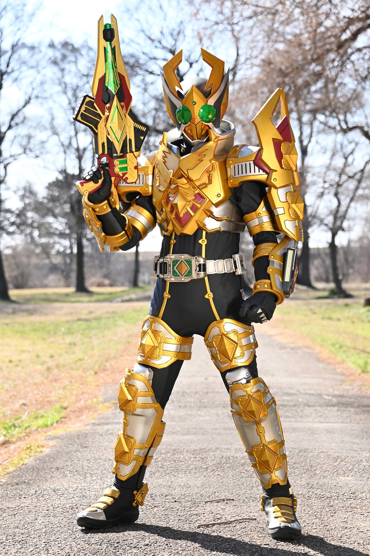 仮面ライダーギャレンが本編未登場のキングフォームに