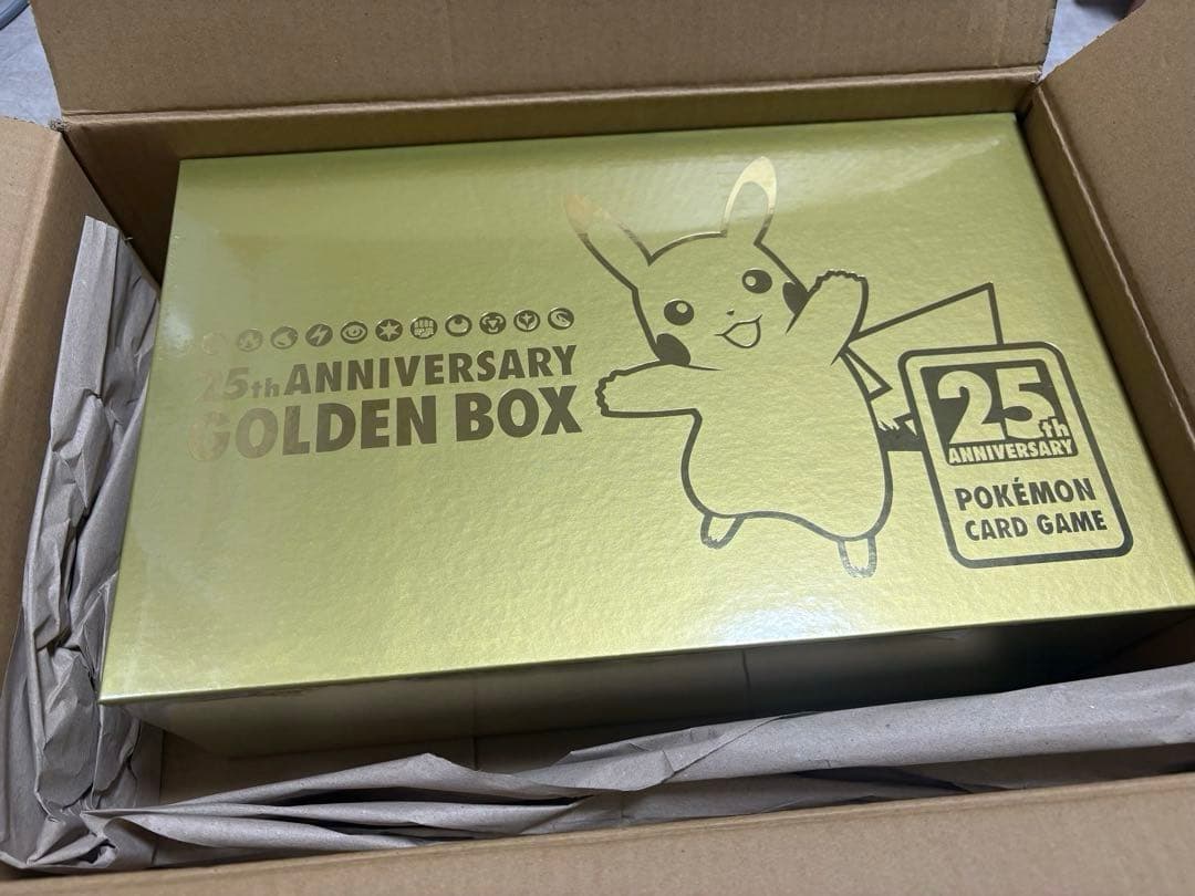 ゴールデンボックス ポケモンカード 25th アニバーサリー Amazon