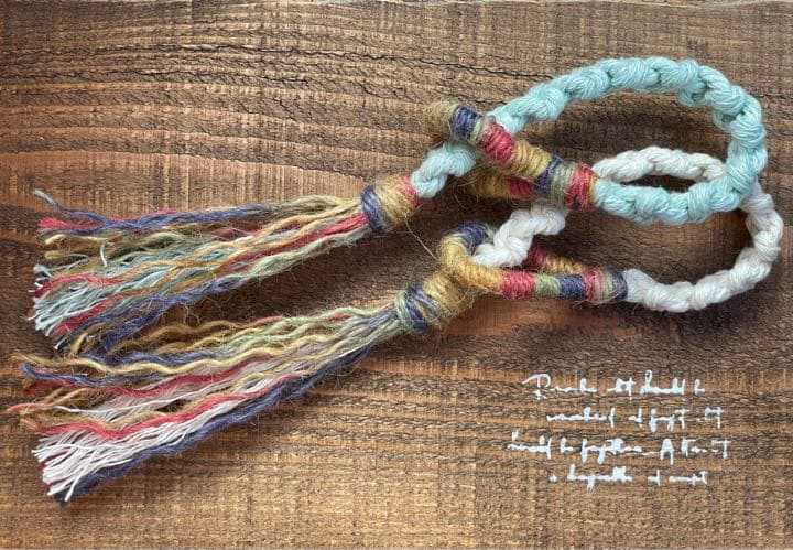 No.2タッセル バッグチャーム マクラメ アンティーク風 コンチョ付 32色 マクラメ バッグチャーム タッセル