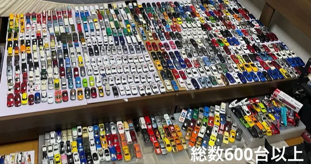 値下げ　大量引退品　トミカ廃盤品まとめ売り＋ホットウィール　総数700台以上 トミカプレミアムunlimitedやホットウィールの新製品が多数