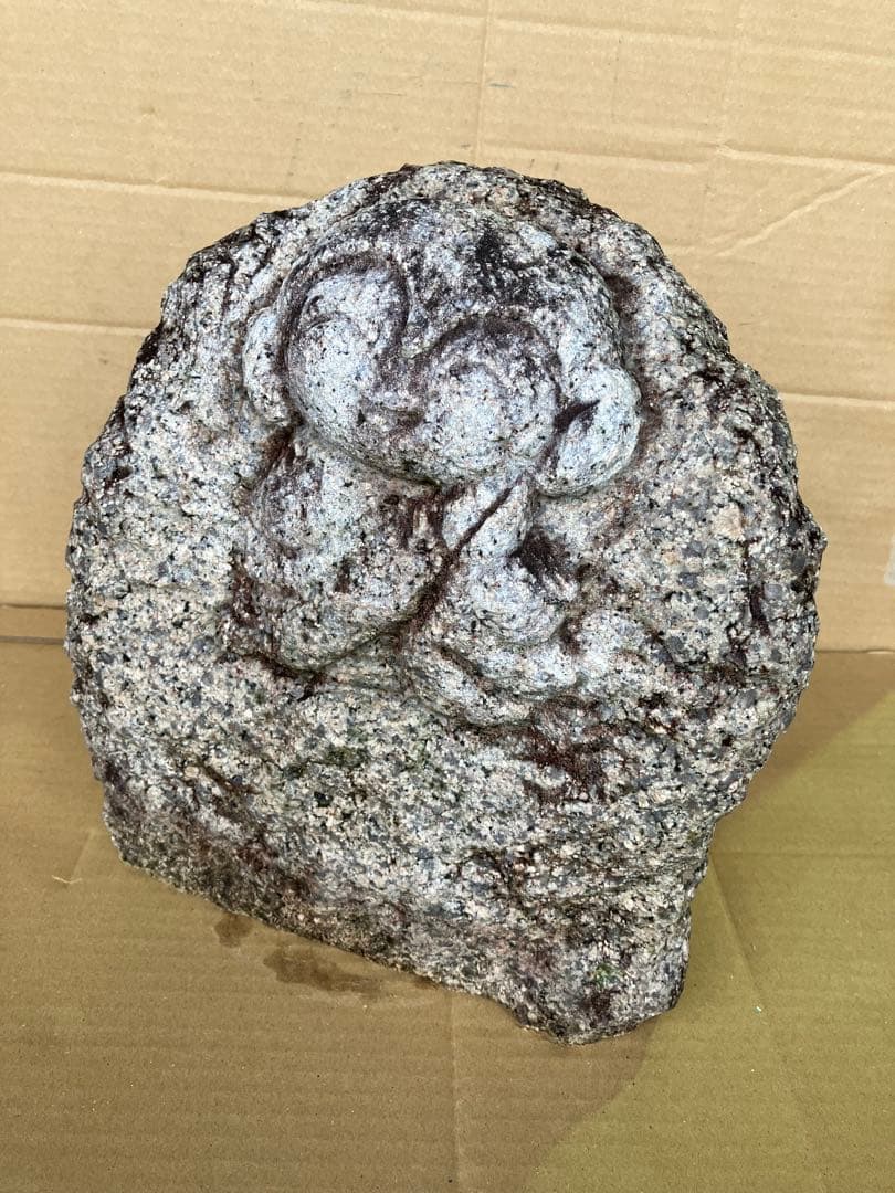 国産　御影石製　可愛らしいお地蔵さん 白御影石製、癒し地蔵さん | Healing Jizo made of white granite